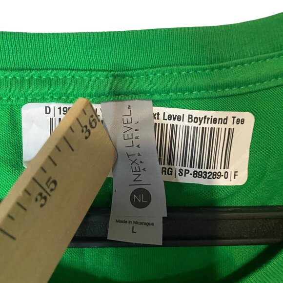 January Woman Graphic Tee Kelly Green Next Level Boyfriend Shirt L Short Sleeves - Picture 3 of 9
